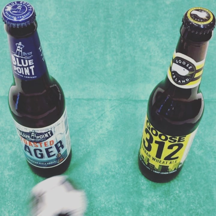 #Soccer ⚽️ night! May the best team win! @bluepointbrewing @gooseisland #football #beer 🍻